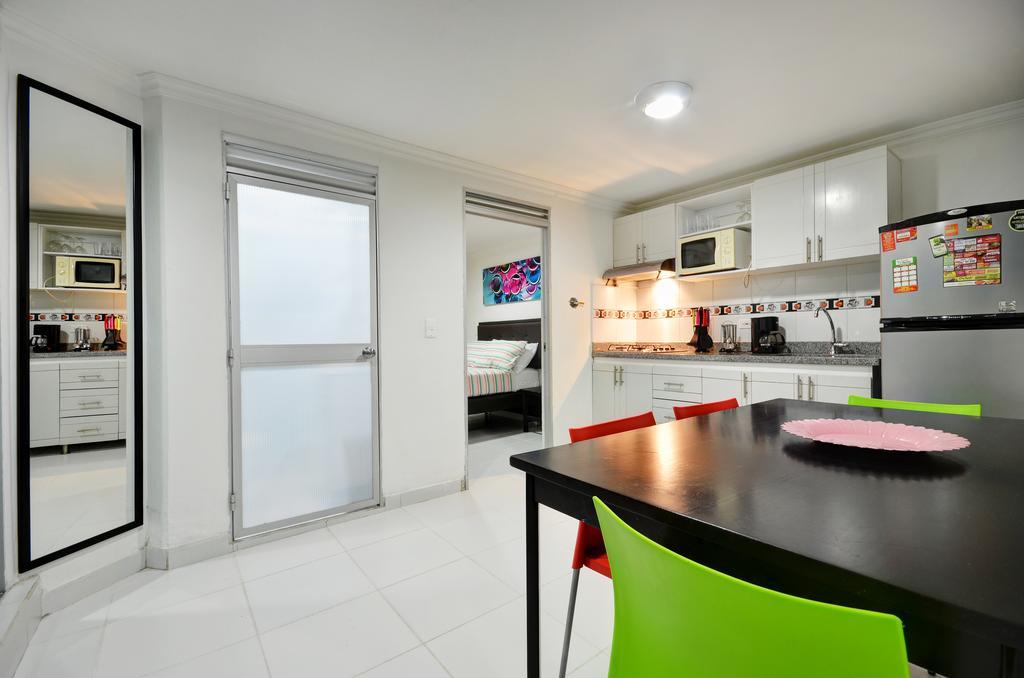 Apartamentos Amoblados Jg De La 70 Medellín Exteriér fotografie