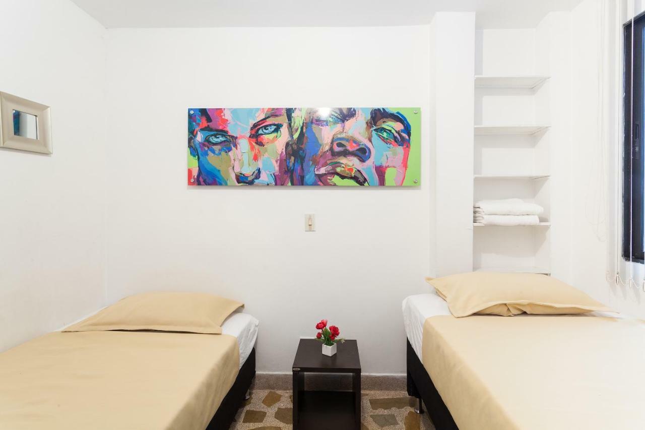 Apartamentos Amoblados Jg De La 70 Medellín Exteriér fotografie