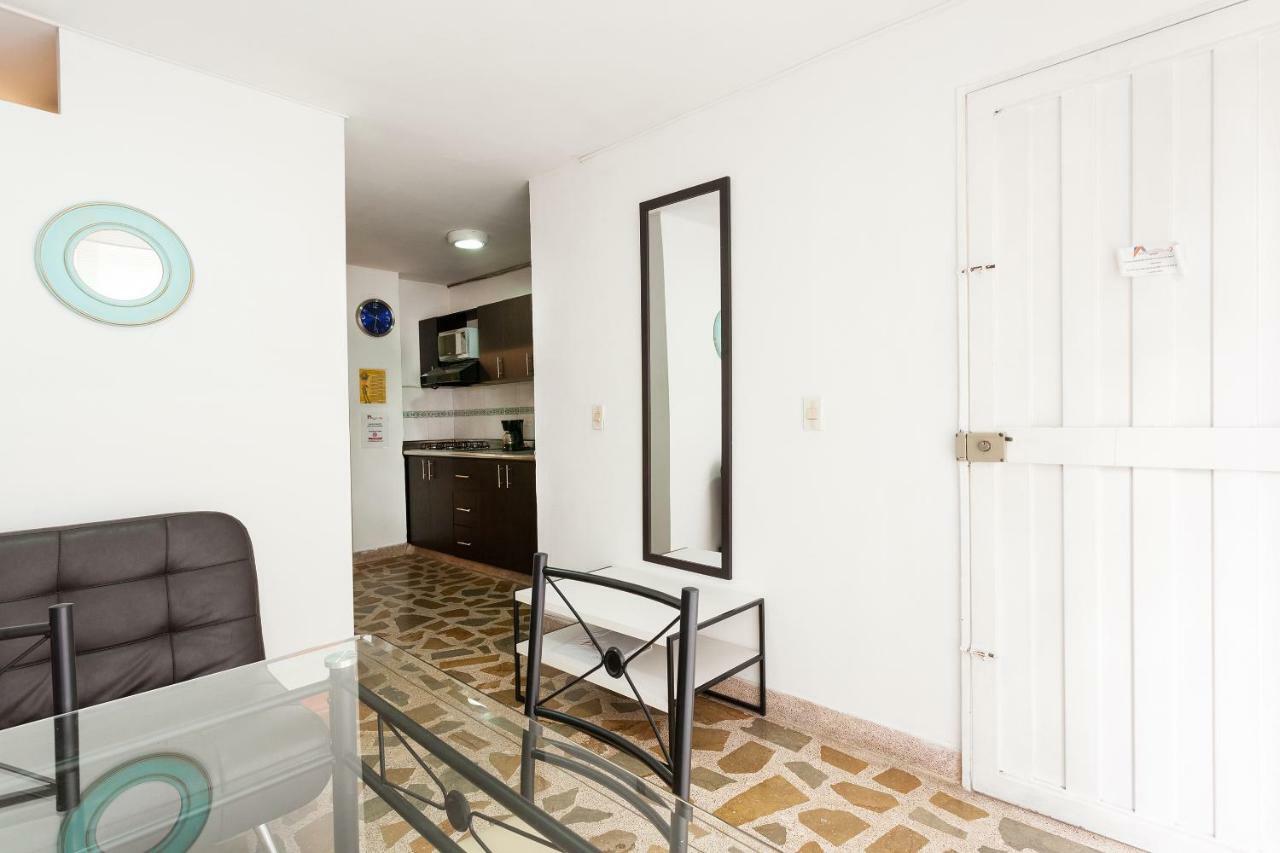 Apartamentos Amoblados Jg De La 70 Medellín Exteriér fotografie