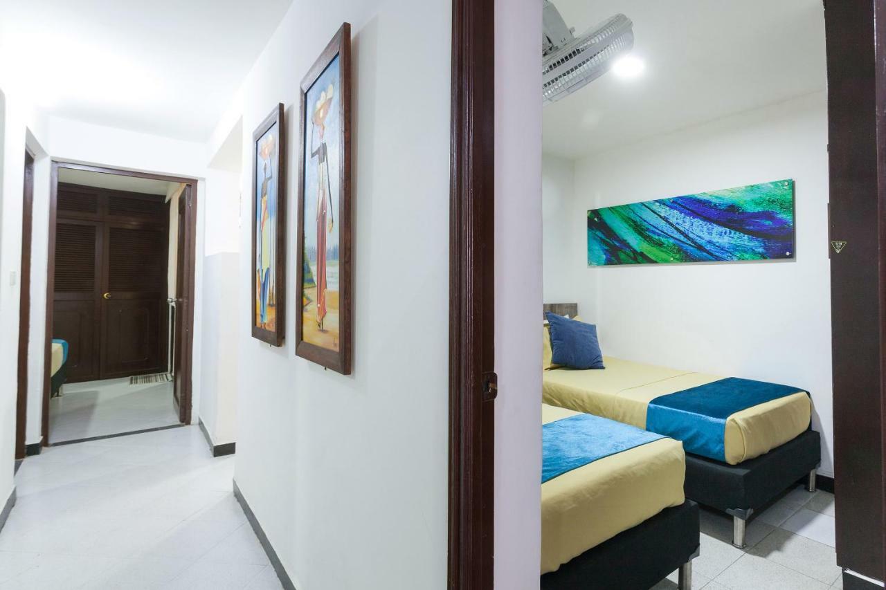 Apartamentos Amoblados Jg De La 70 Medellín Exteriér fotografie