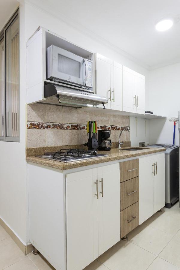 Apartamentos Amoblados Jg De La 70 Medellín Exteriér fotografie