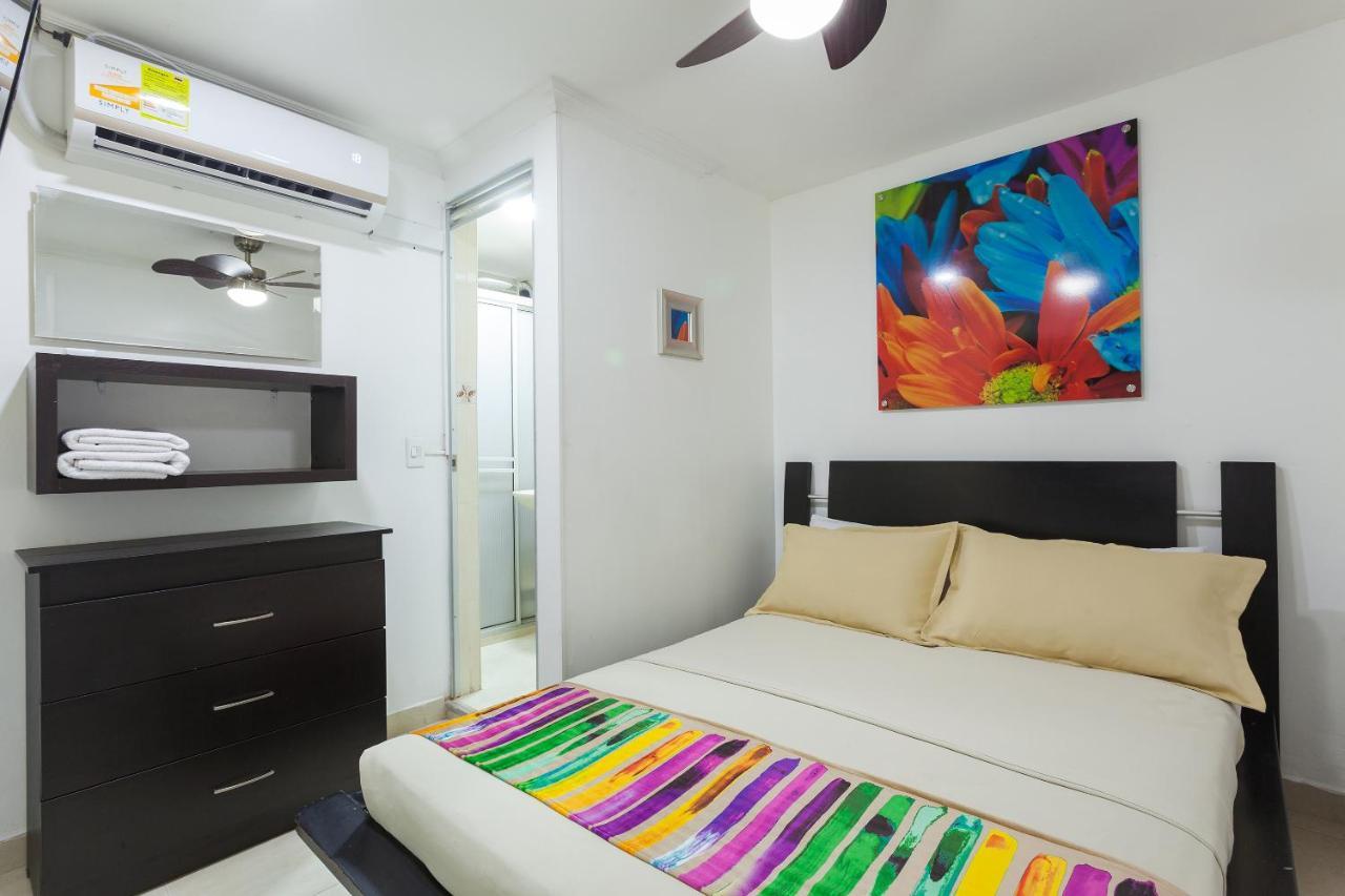 Apartamentos Amoblados Jg De La 70 Medellín Exteriér fotografie
